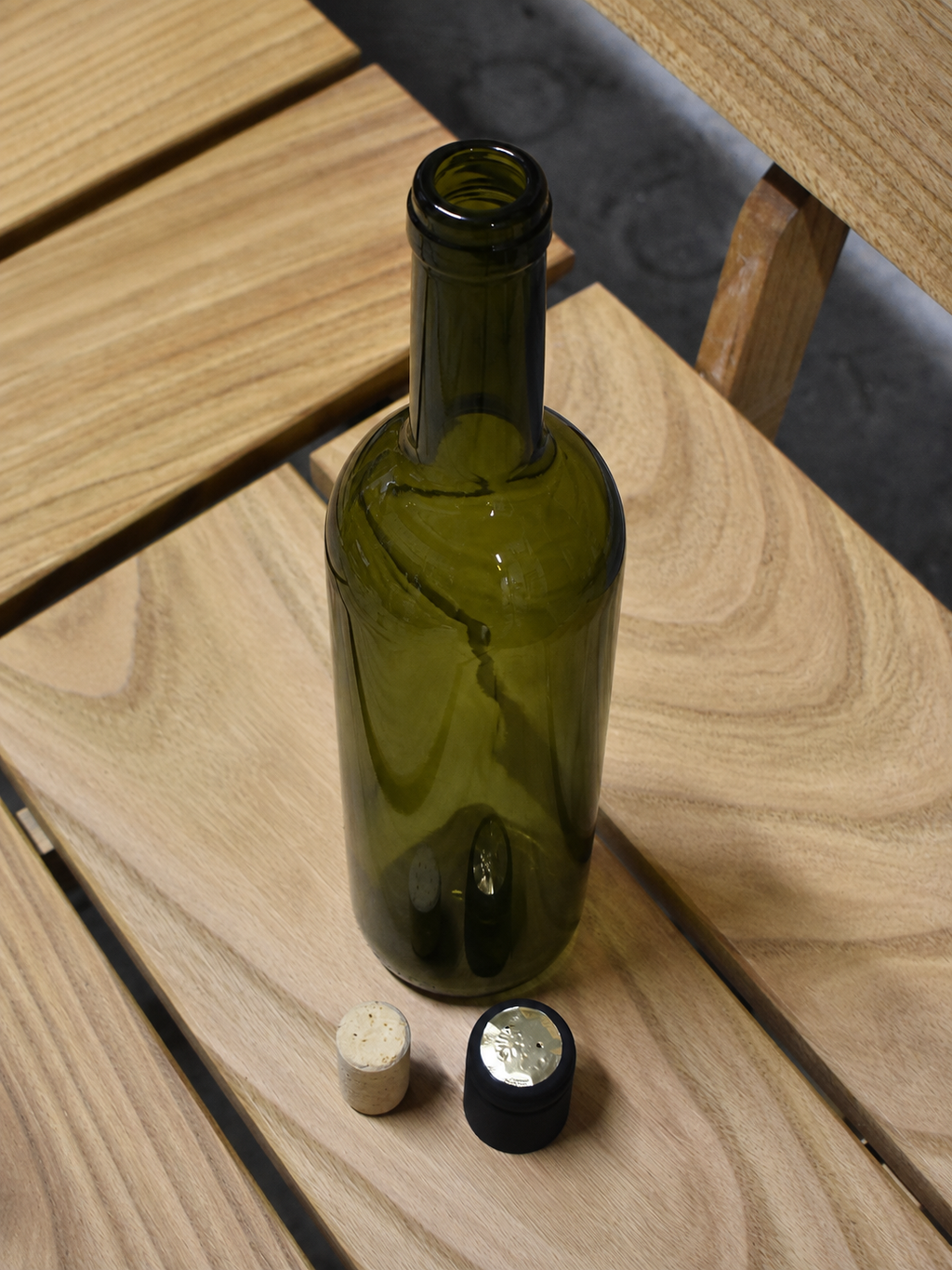 Green 750ml Wine Bottles (With or Without Corks and Caps)