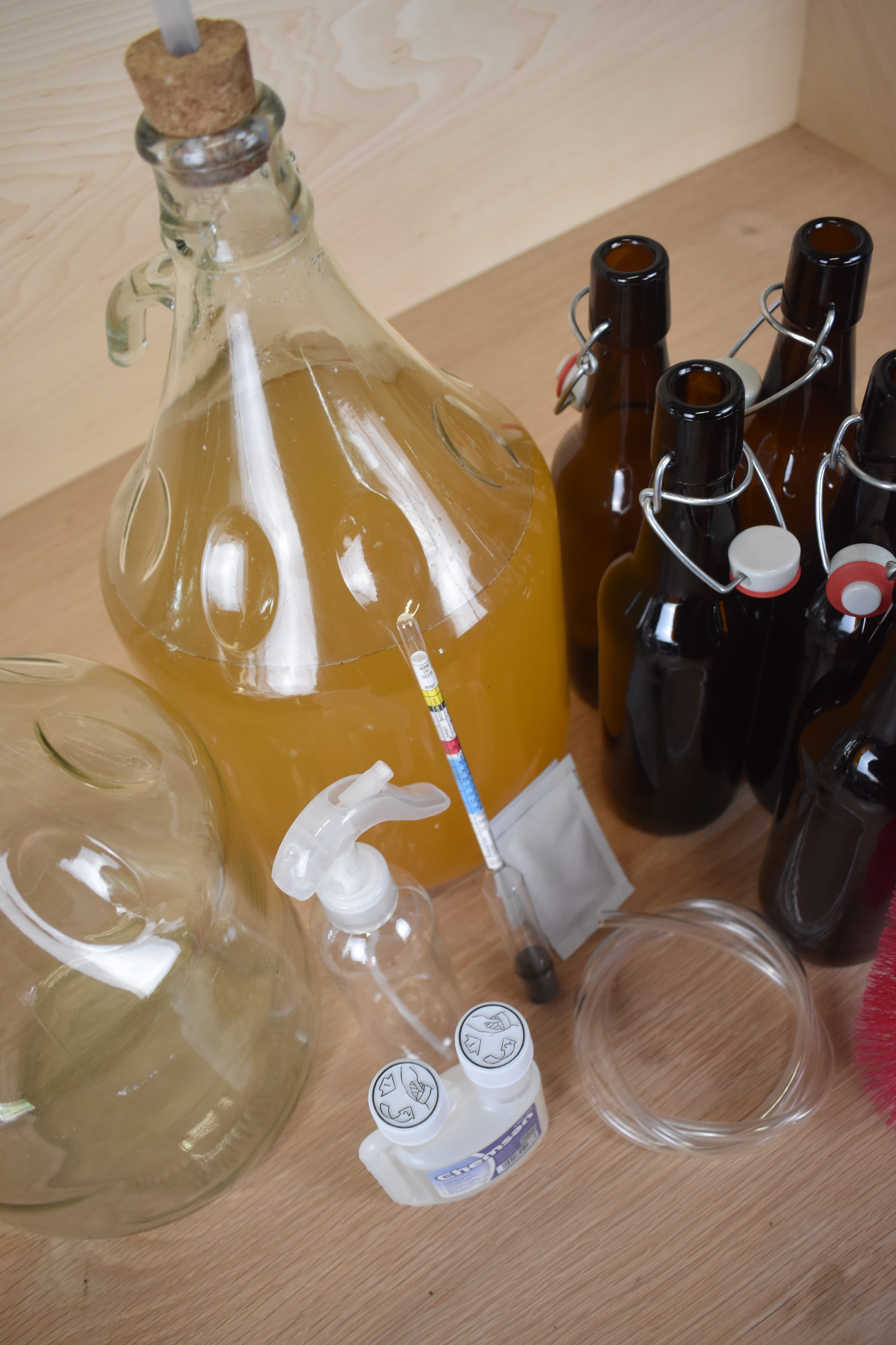 The Kitchen Sink Cider Making Kit