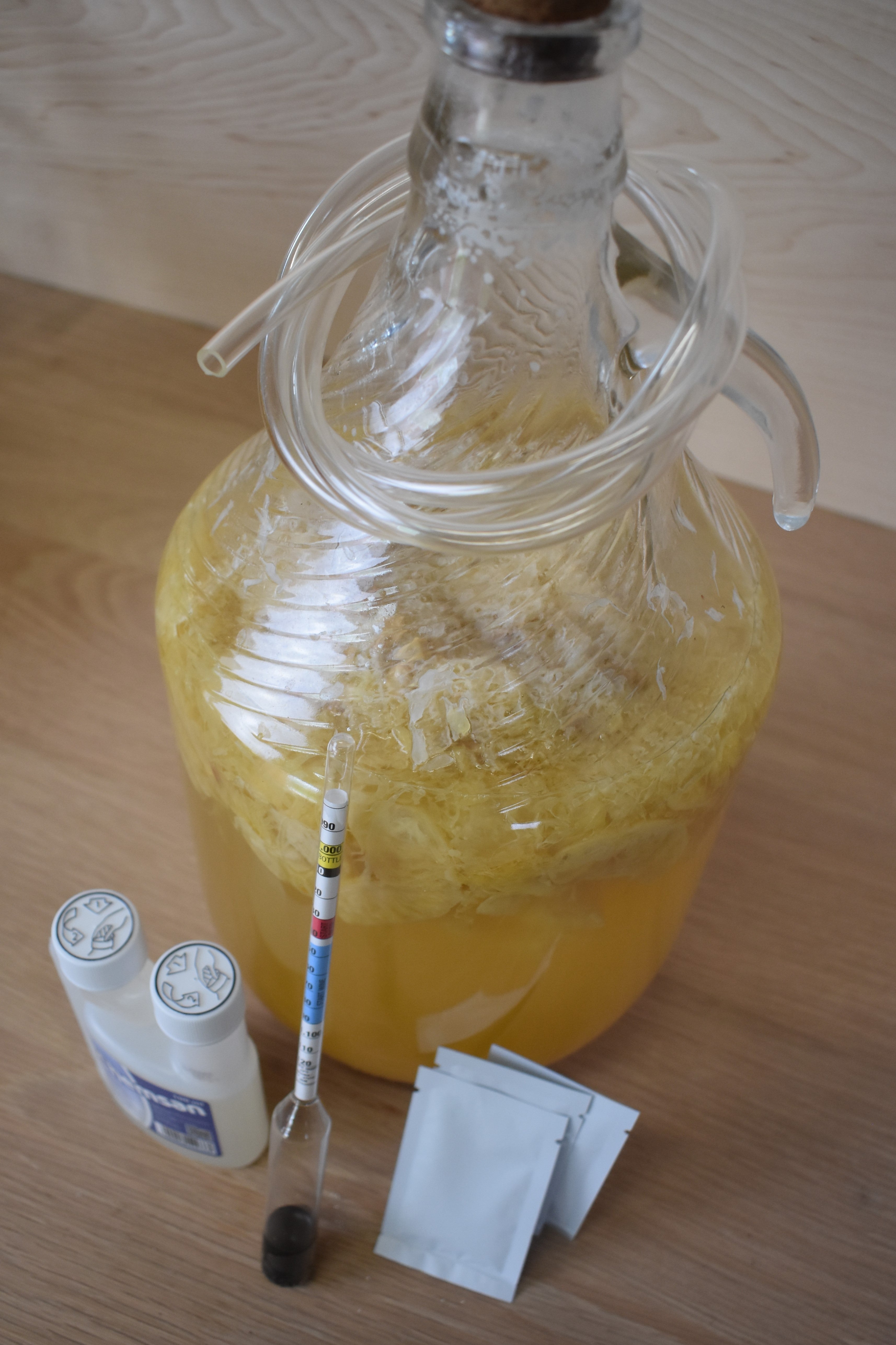 Standard Beginner Demijohn Wine Kit (Two Week Lead)