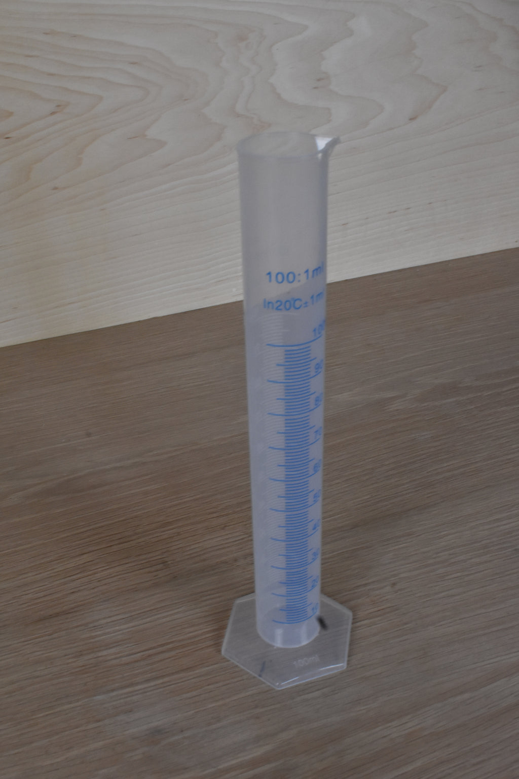 100ml Trail Jar/Graduated Cylinder