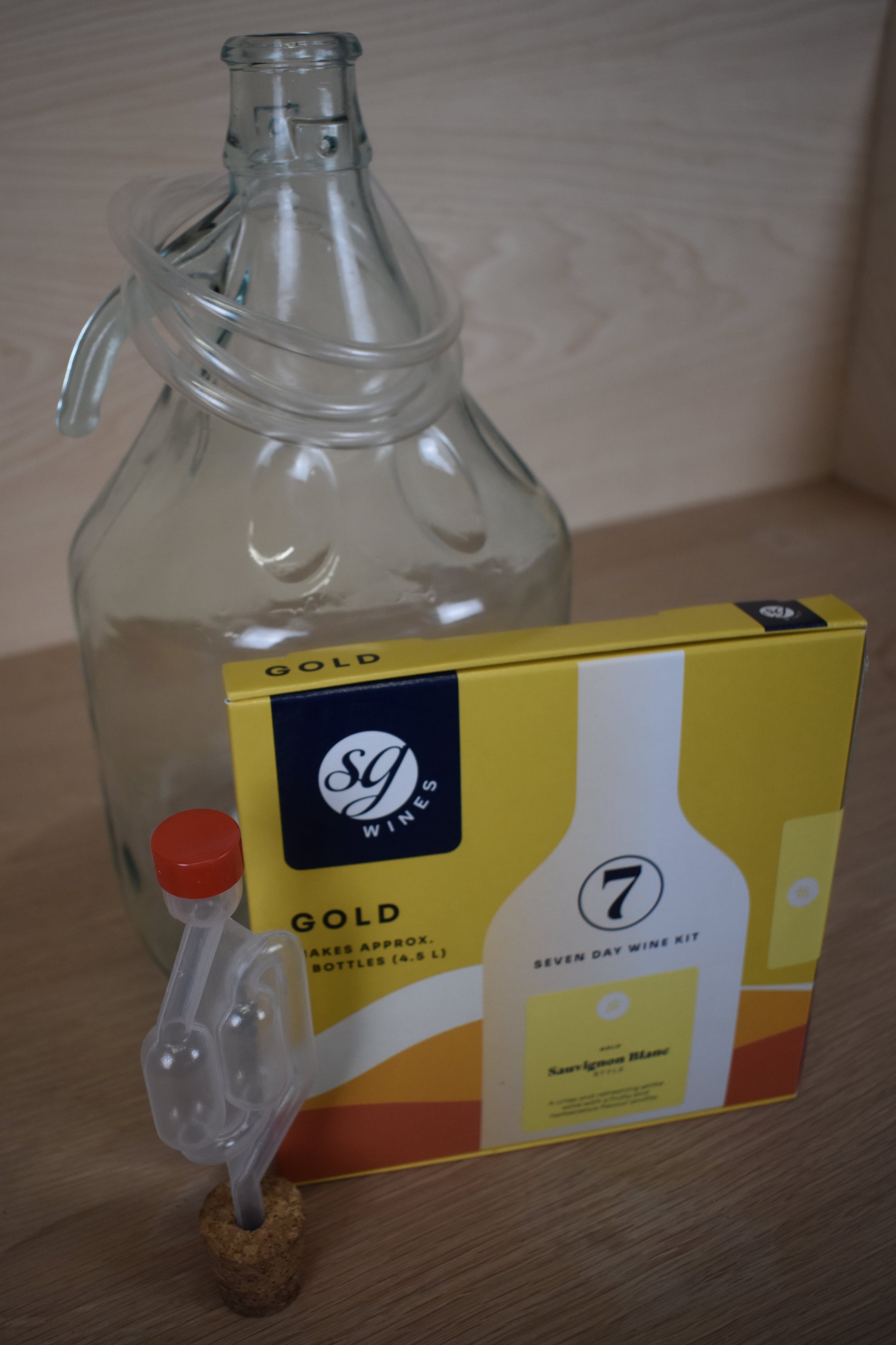 The Bare-Bones 6 Bottle Wine Kit - Sauvingon Blanc