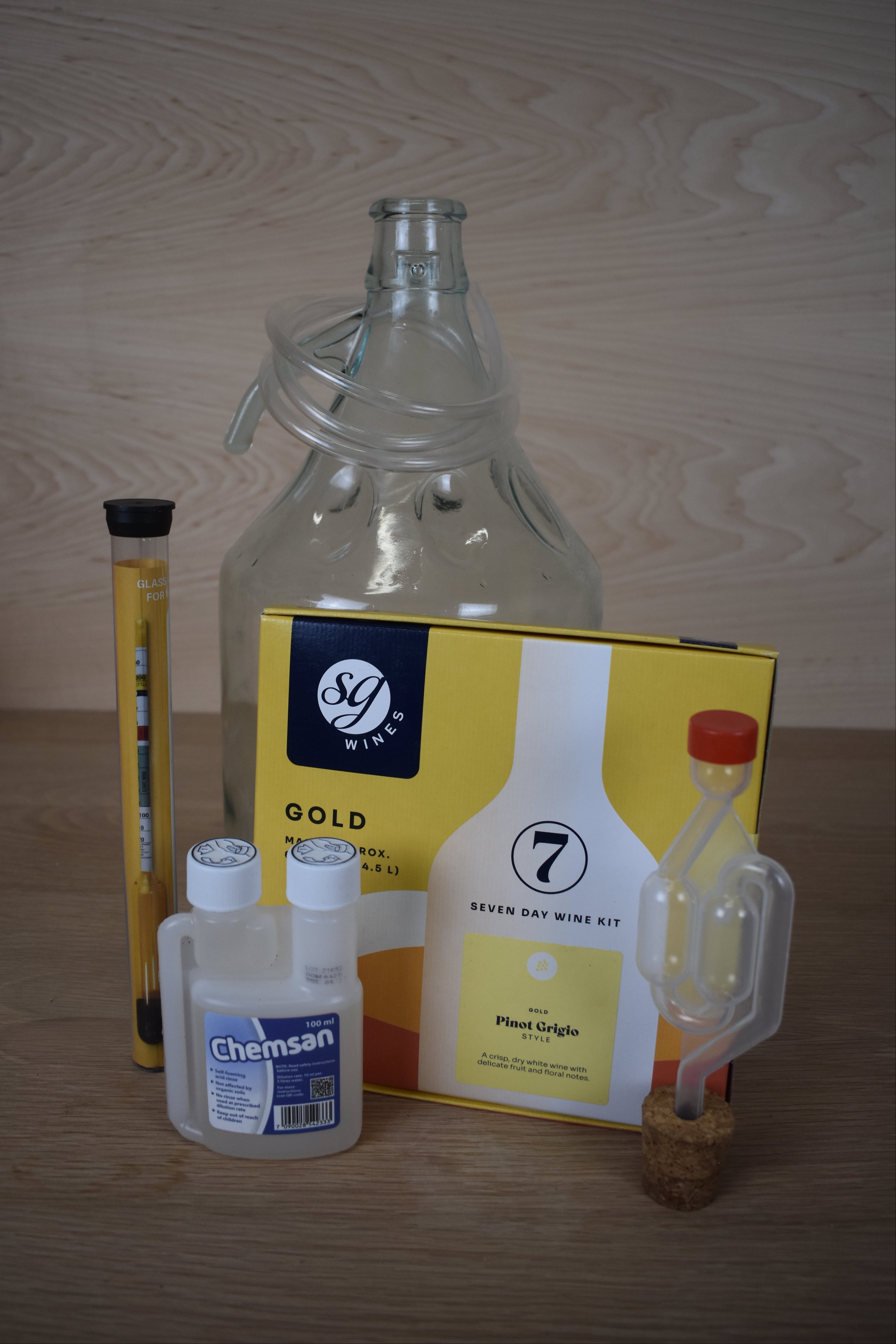 The Standard 6 Bottle Wine Kit - Pinot Grigio