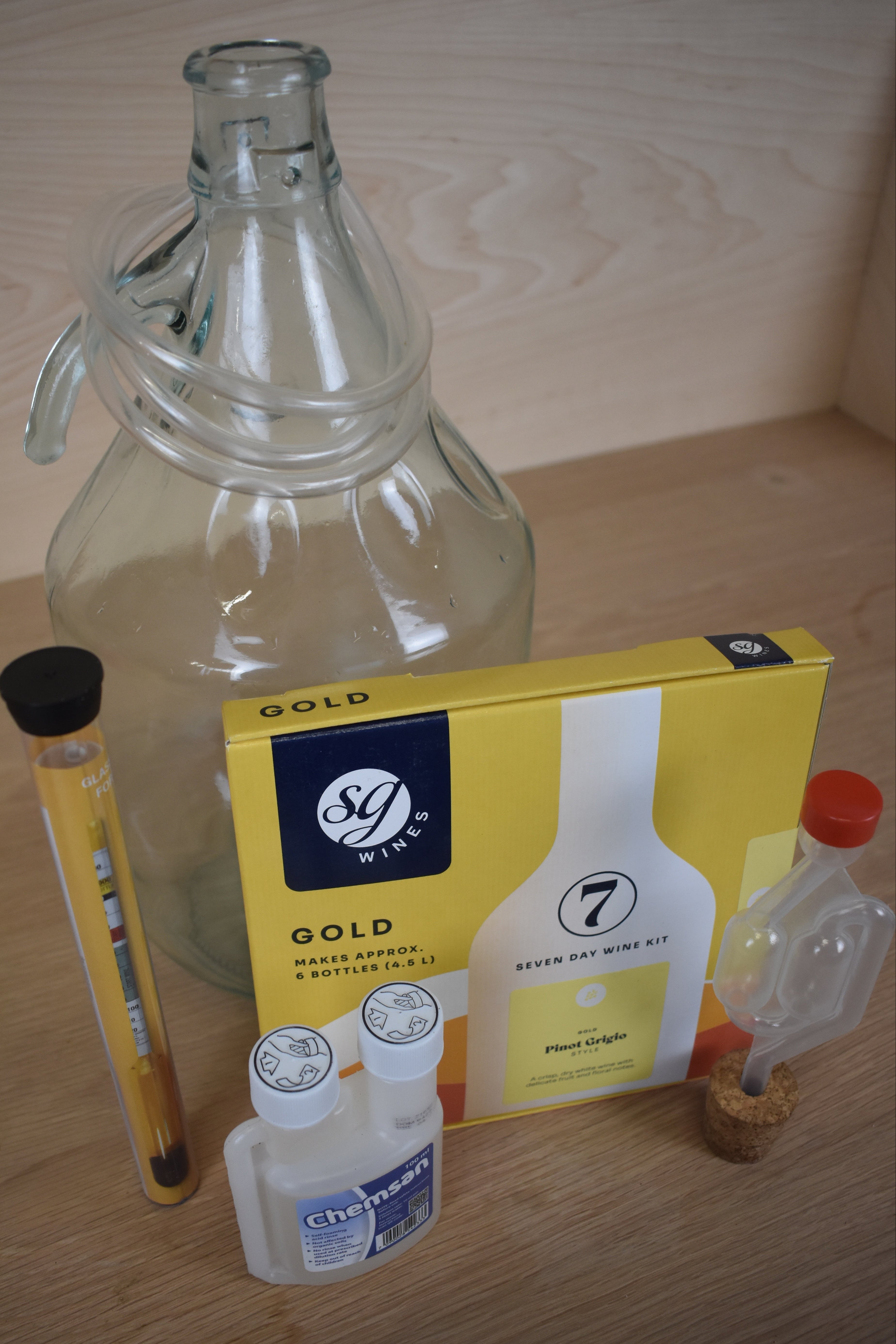 The Standard 6 Bottle Wine Kit - Pinot Grigio