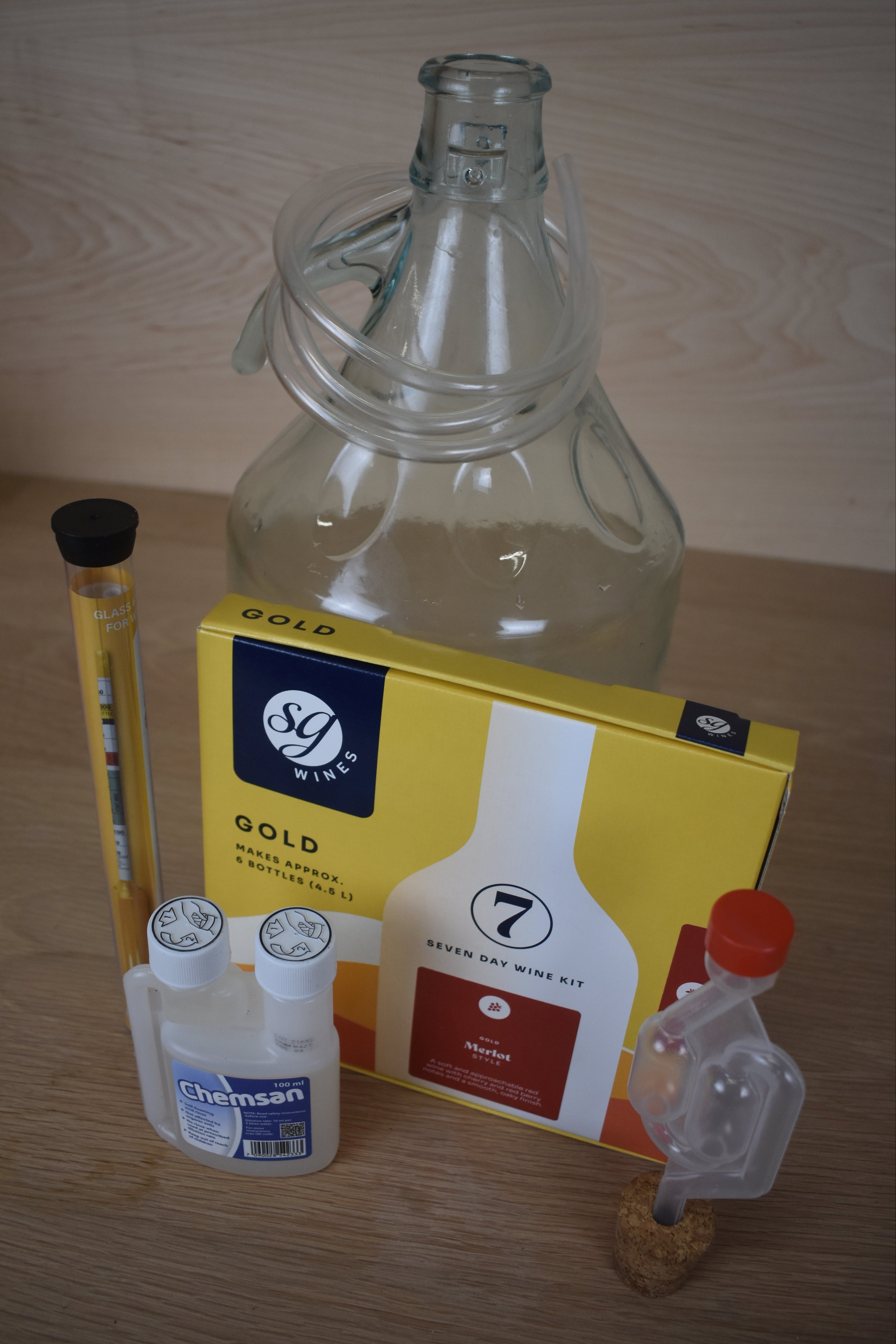 The Standard 6 Bottle Wine Kit - Merlot