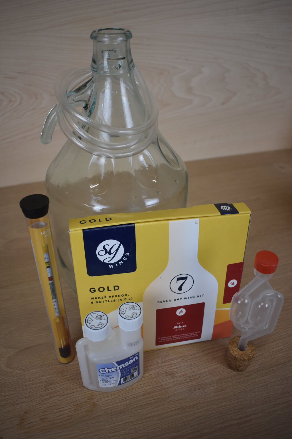 The Standard 6 Bottle Wine Kit - Shiraz