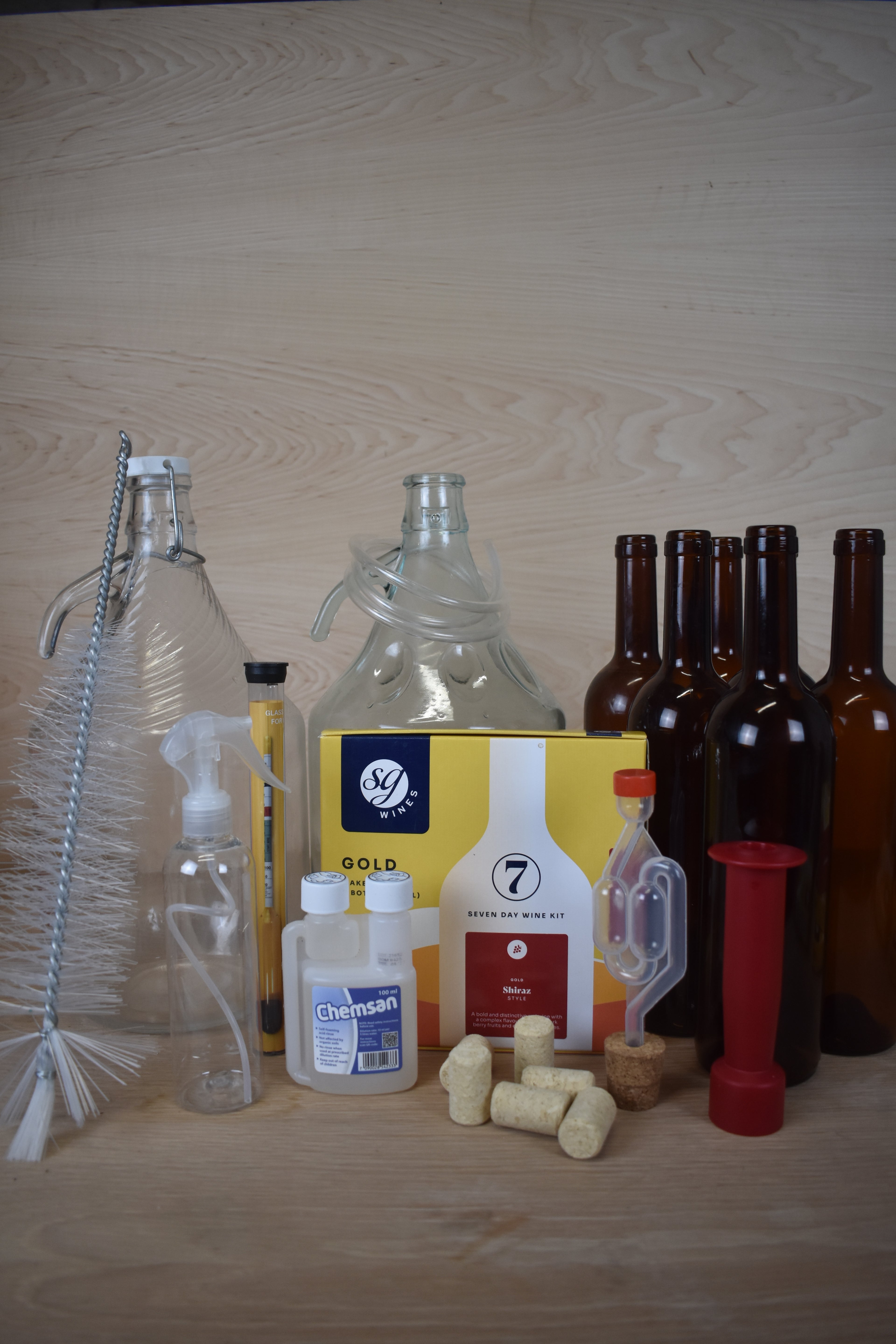 The Kitchen Sink 6 Bottle Wine Kit - Shiraz