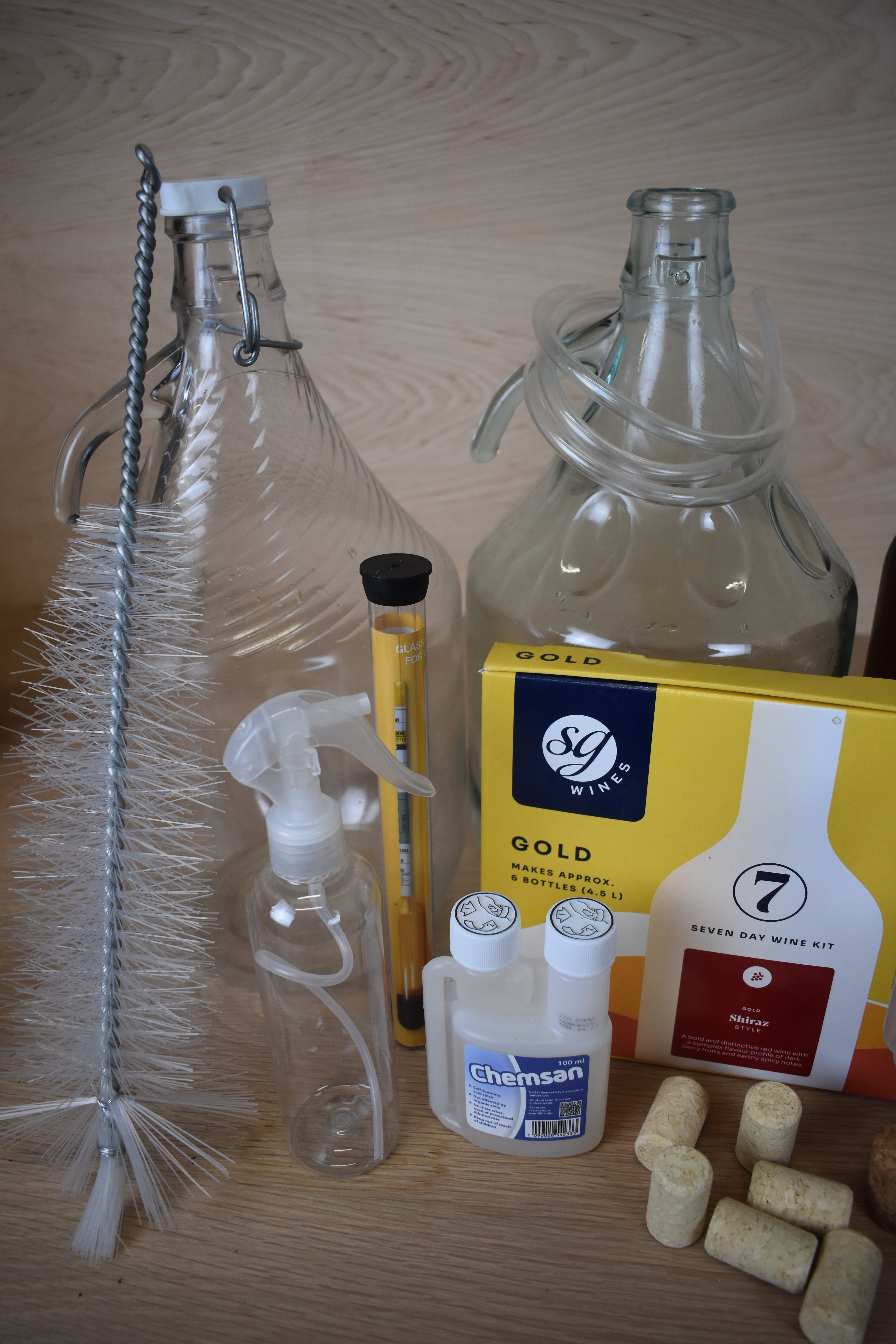 The Kitchen Sink 6 Bottle Wine Kit - Shiraz