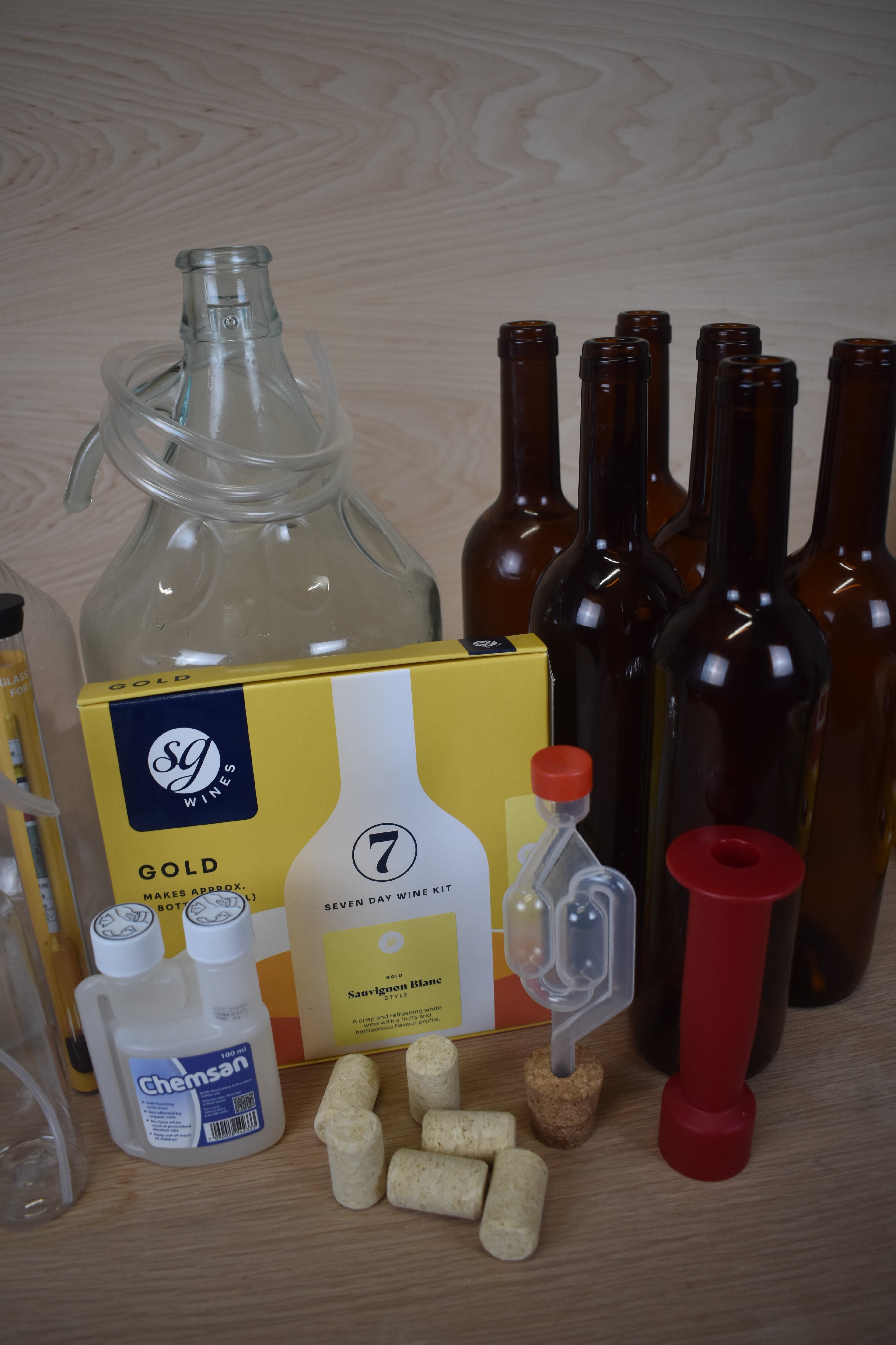The Kitchen Sink 6 Bottle Wine Kit - Sauvingon Blanc