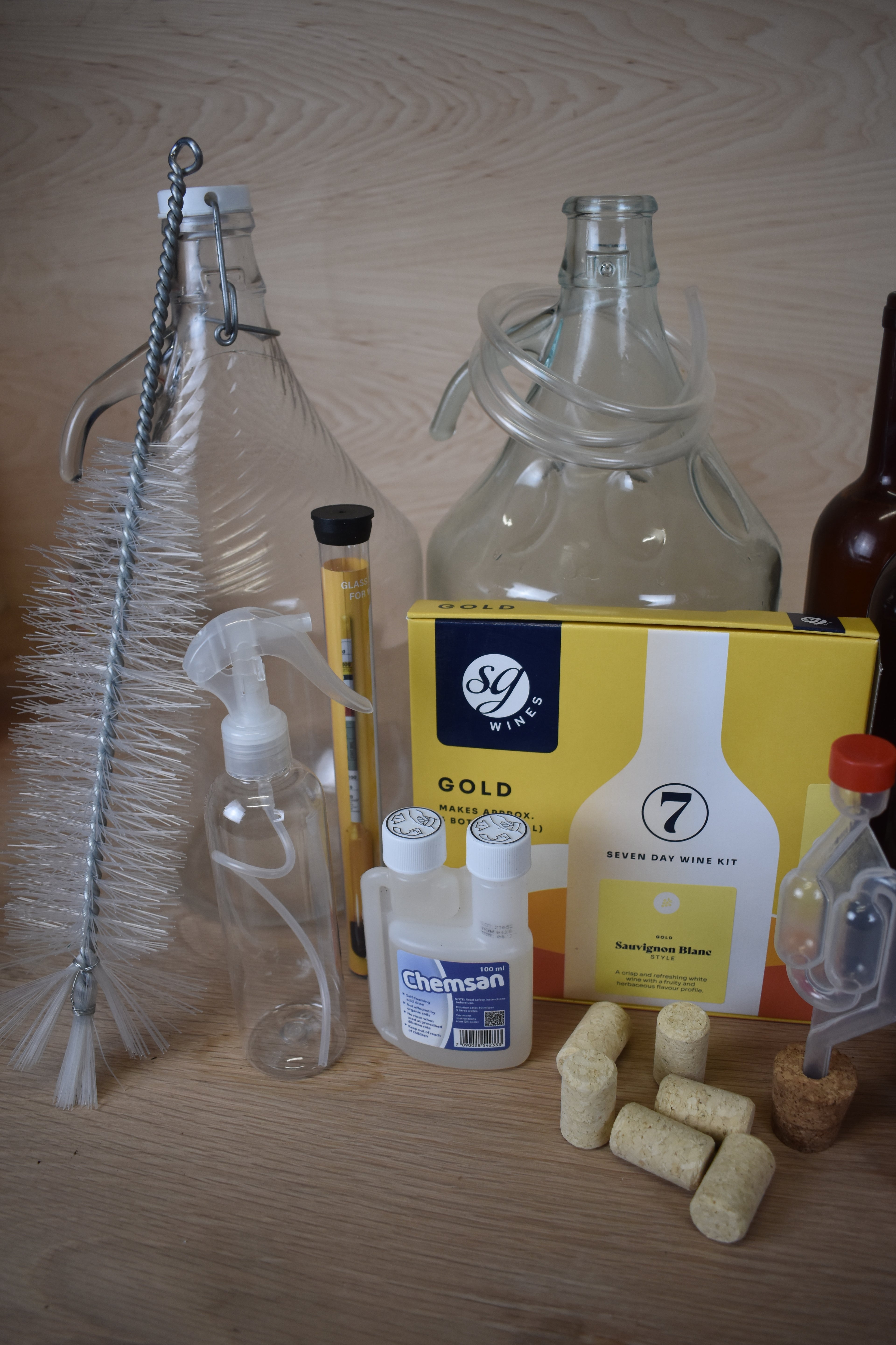 The Kitchen Sink 6 Bottle Wine Kit - Sauvingon Blanc