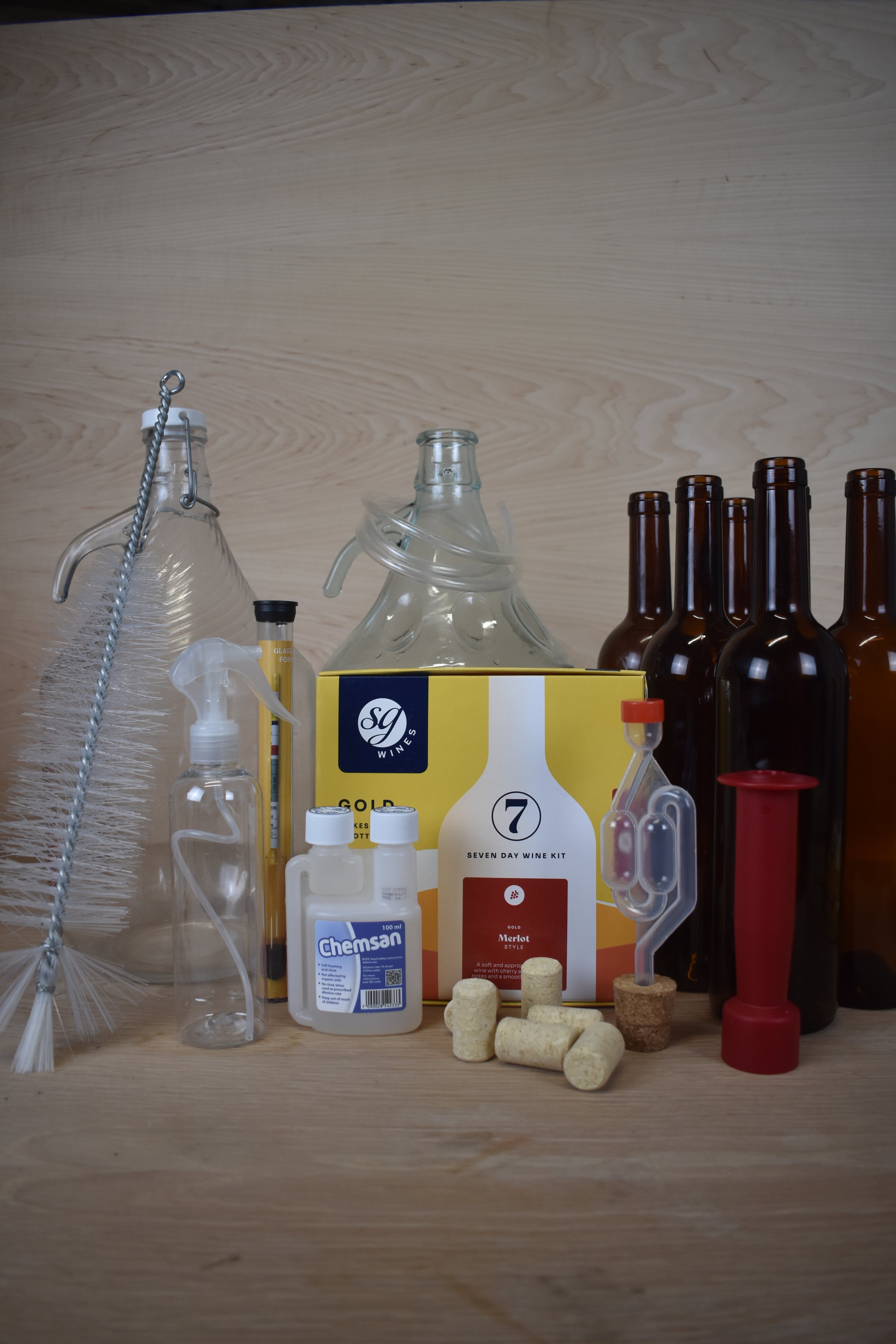 The Kitchen Sink 6 Bottle Wine Kit - Merlot