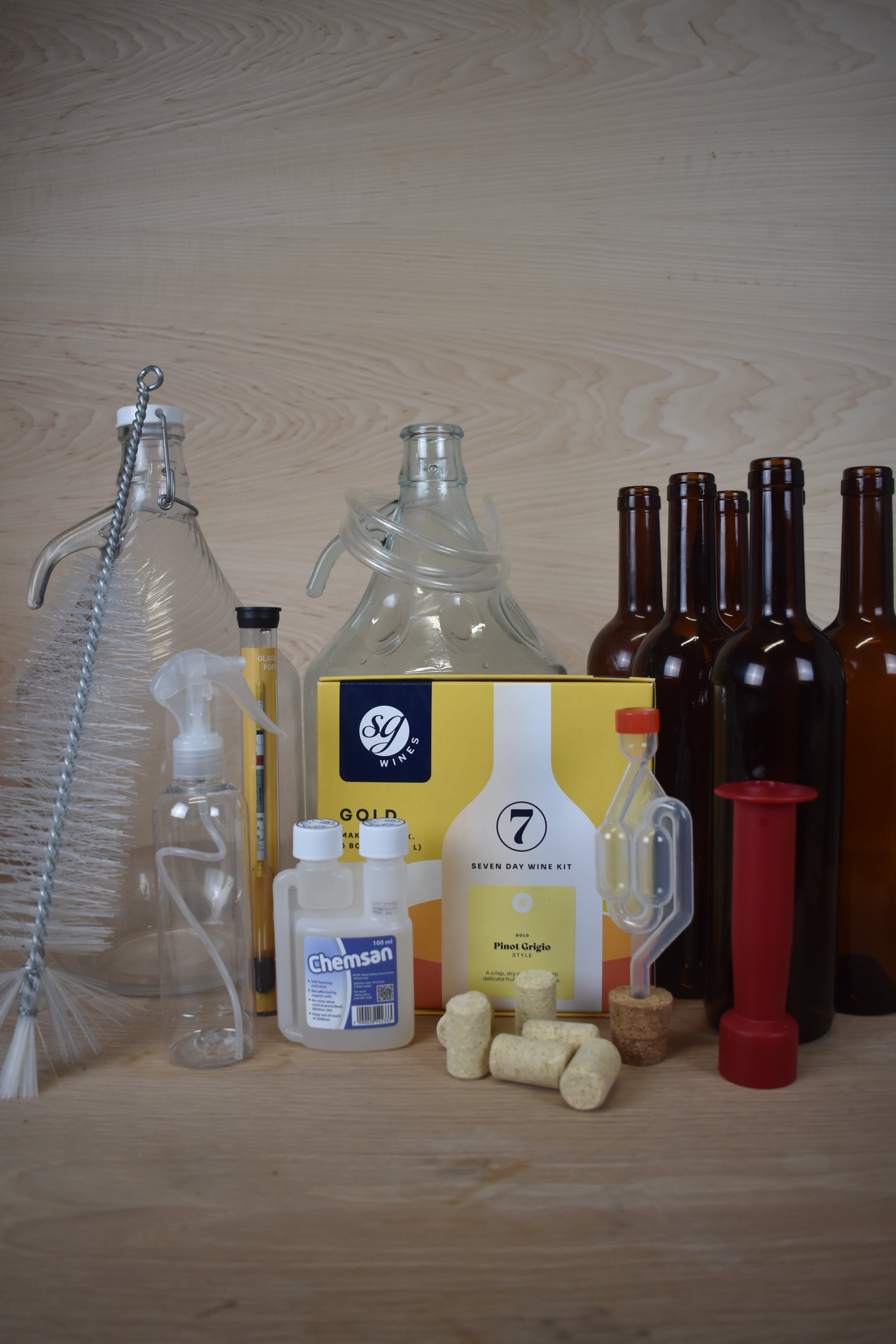 The Kitchen Sink 6 Bottle Wine Kit - Pinot Grigio