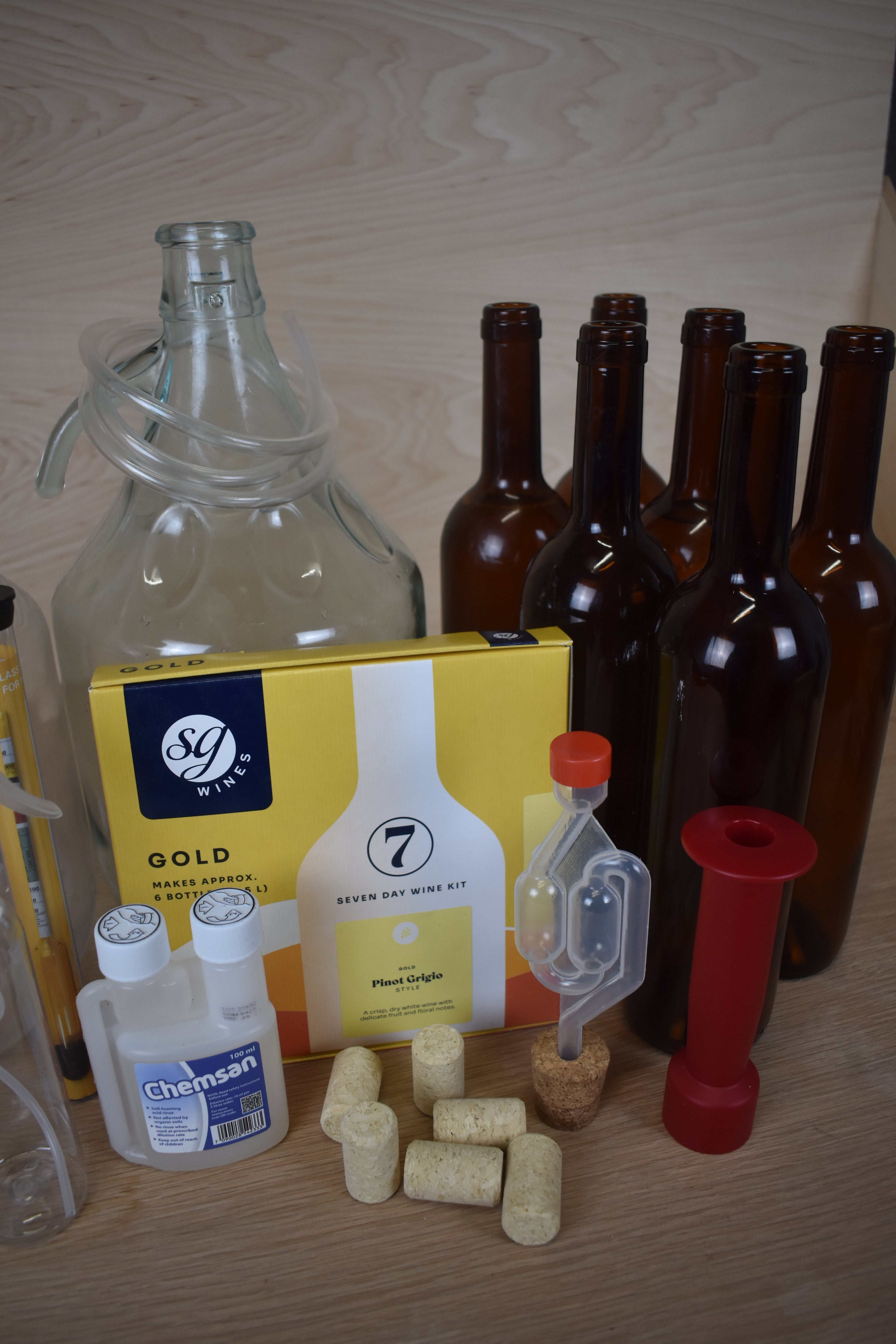 The Kitchen Sink 6 Bottle Wine Kit - Pinot Grigio