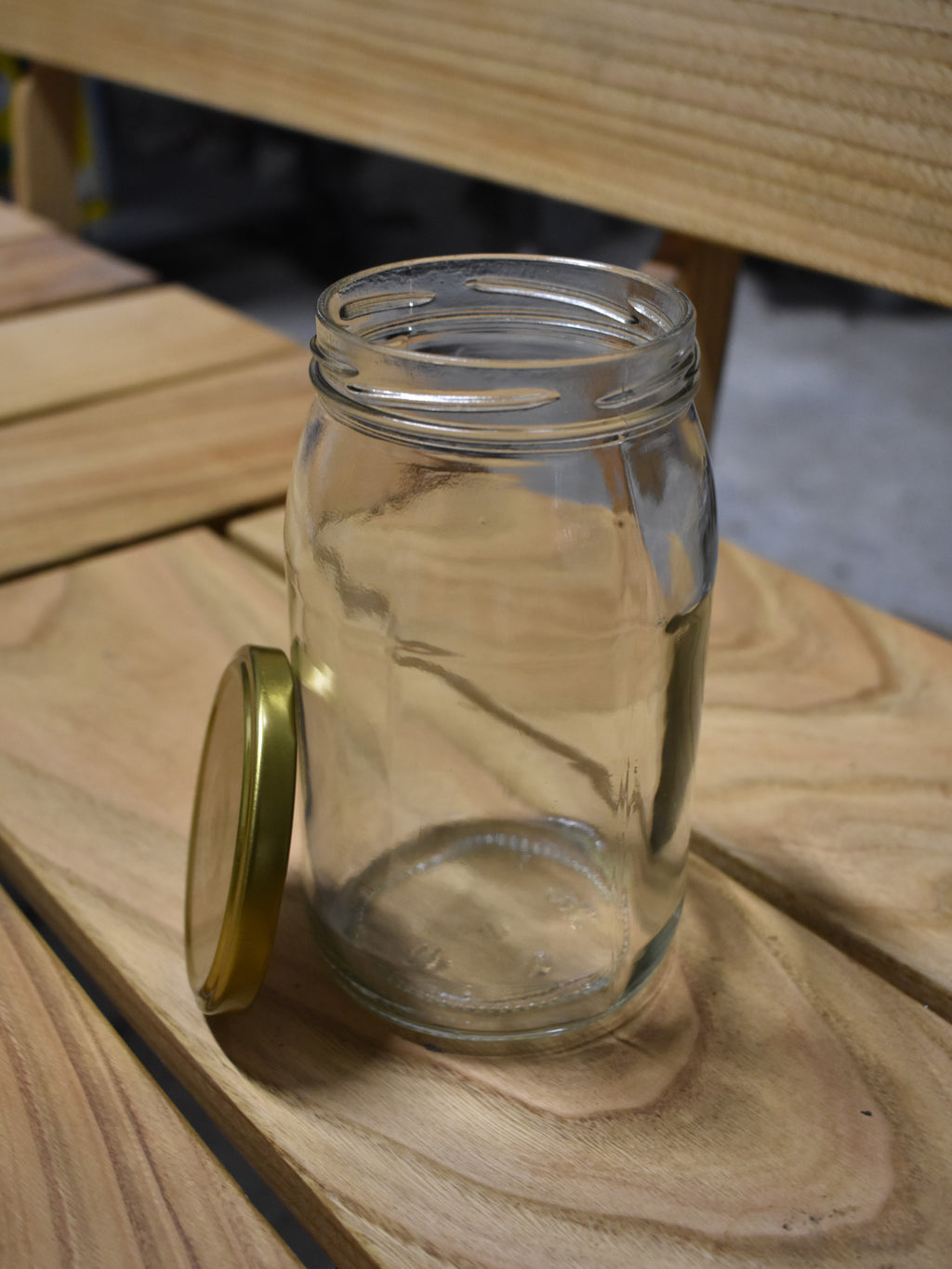 900ml Glass Jar with Gold Lid