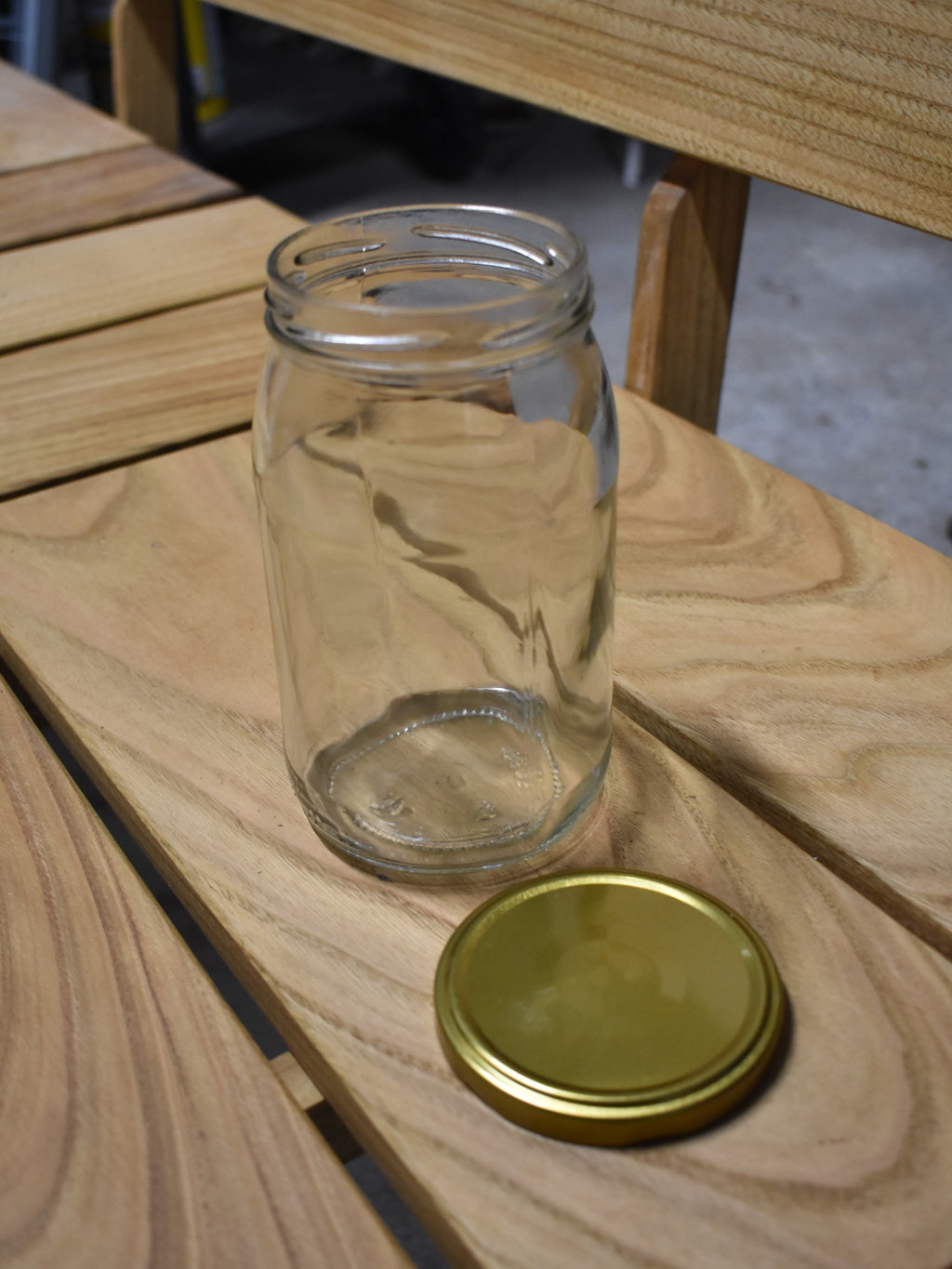 900ml Glass Jar with Gold Lid