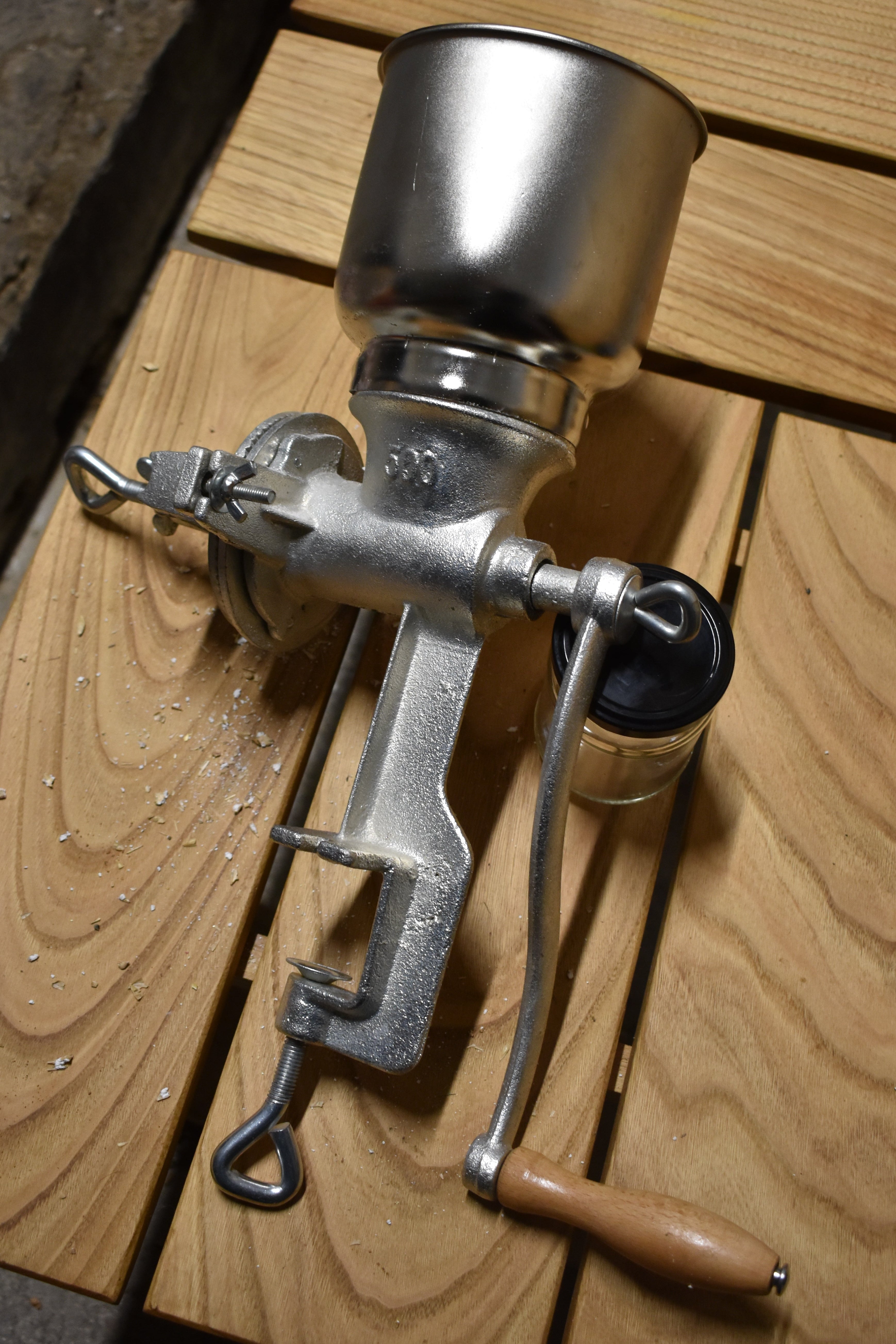 Hand-crank Cast Iron Grain and Malt Mill