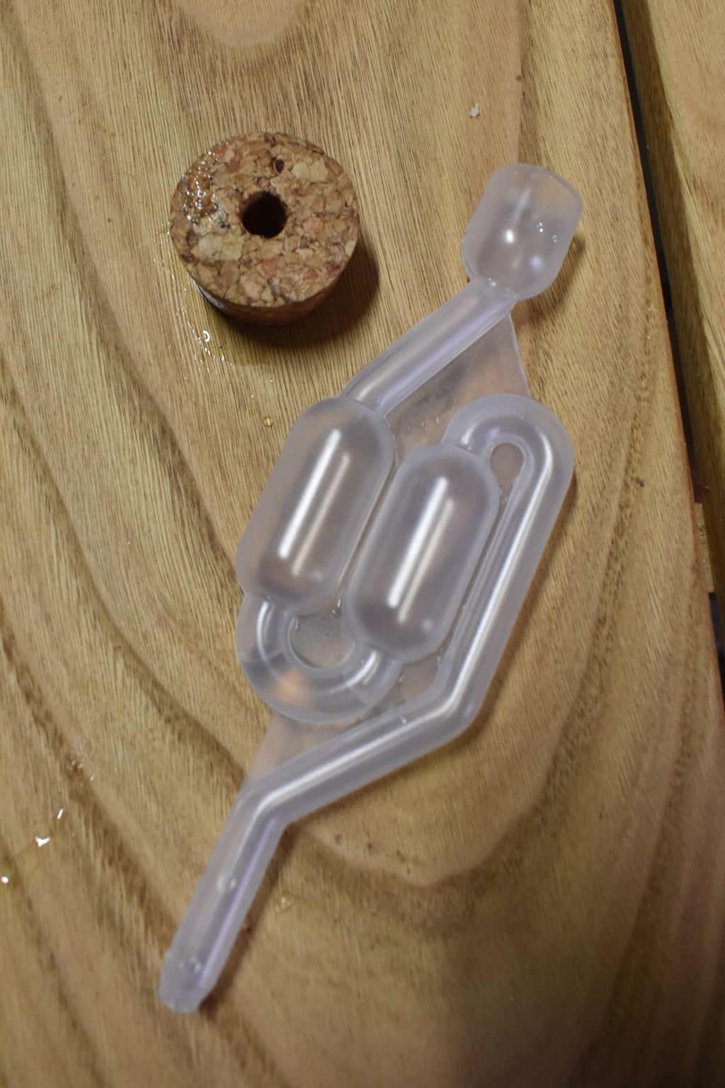 Bung and Bubbler for 5L Water Bottle